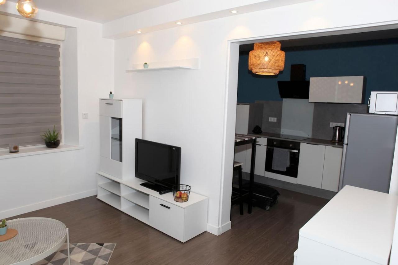Studio Hyper Centre Ville Epernay - Champagne Bagian luar foto